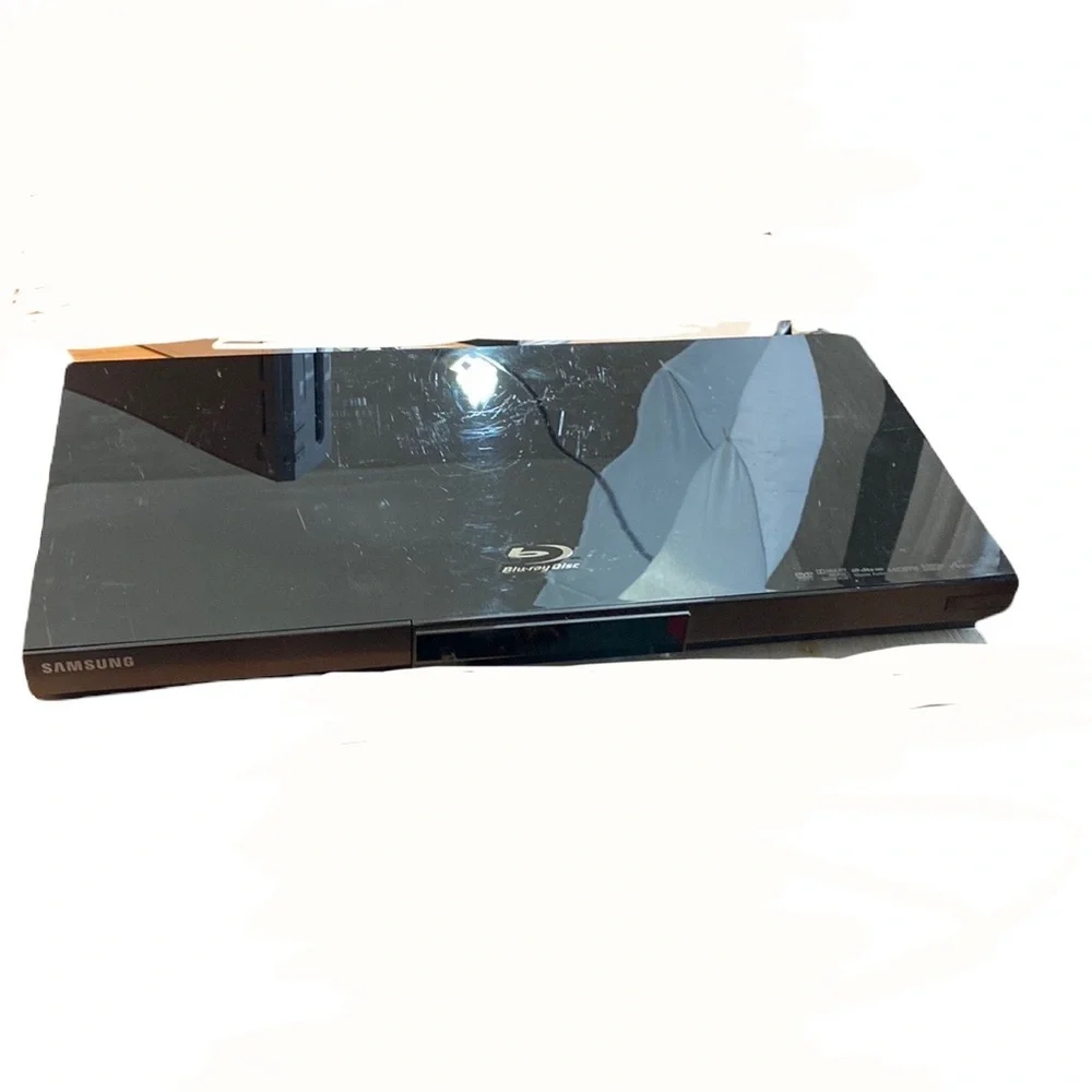 Samsung Blu-ray Disc & dvd player works great model bd-c6500